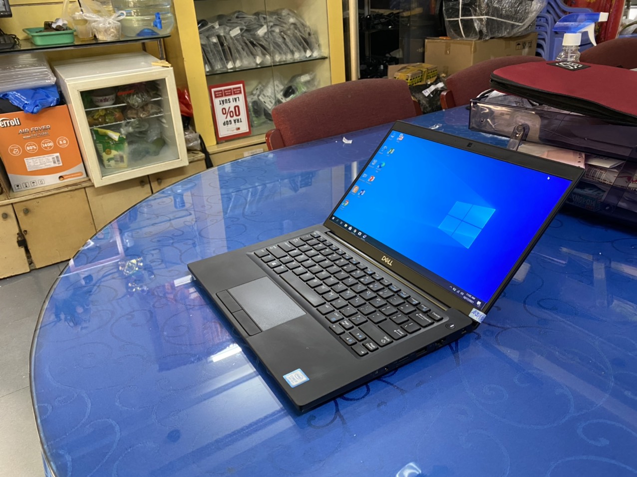 DELL LATITUDE 7390 I7 8650U 8GB 256GB 13.3"FHD