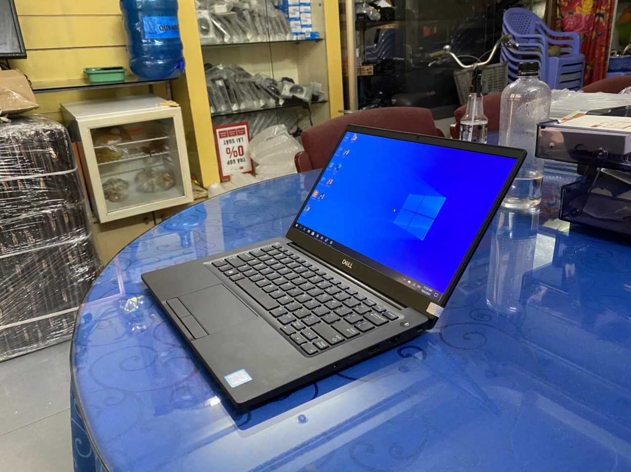 DELL LATITUDE E7390 I5 8350U 8GB 13.3" CẢM ỨNG