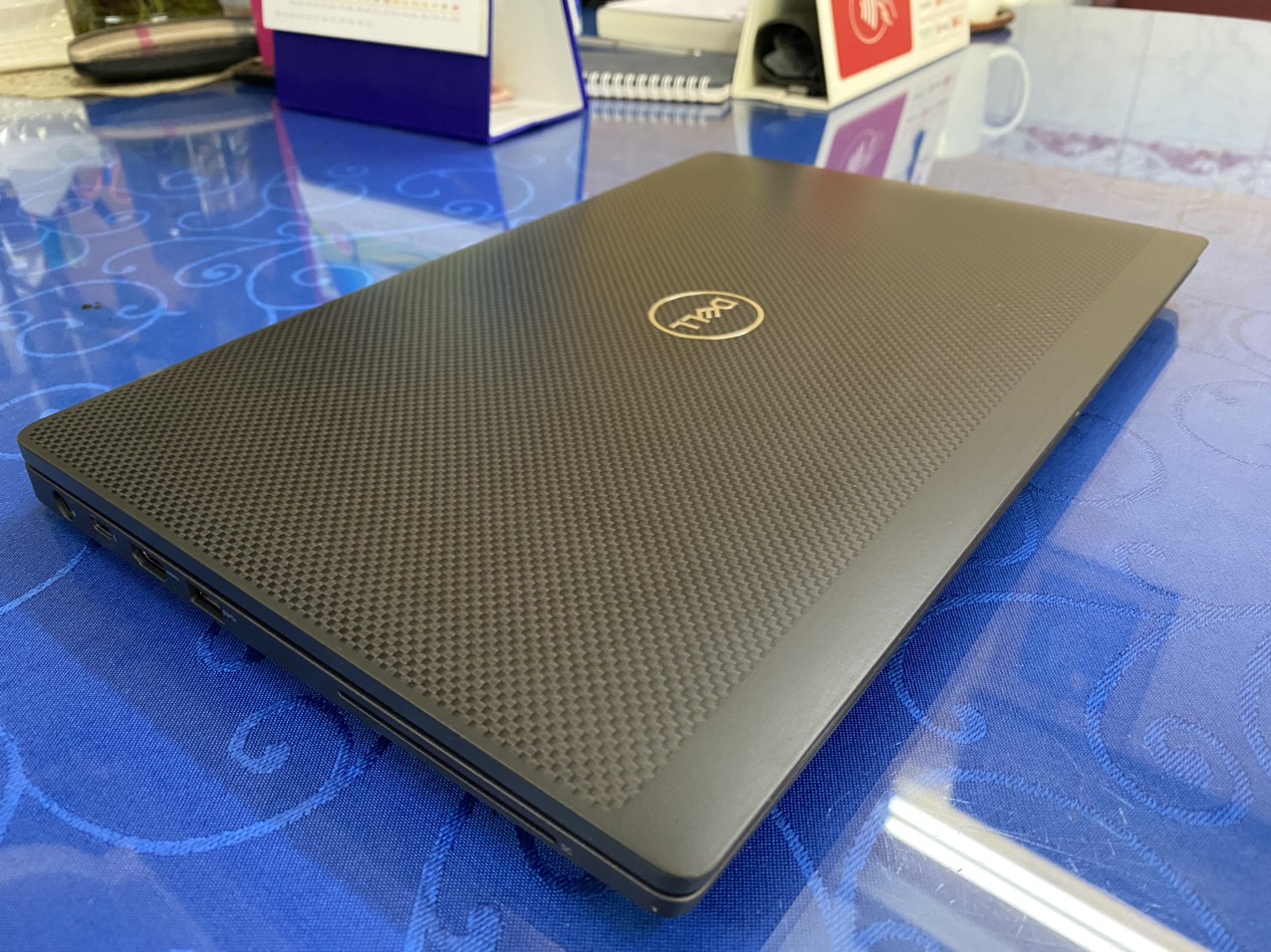 DELL LATITUDE E7400 I7 8665U 14"FHD CẢM ỨNG