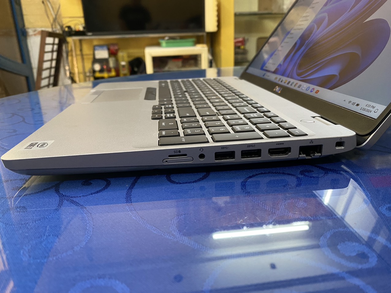 DELL PRECISION 3551 I7 10850H 16GB 15.6" VGA 4GB