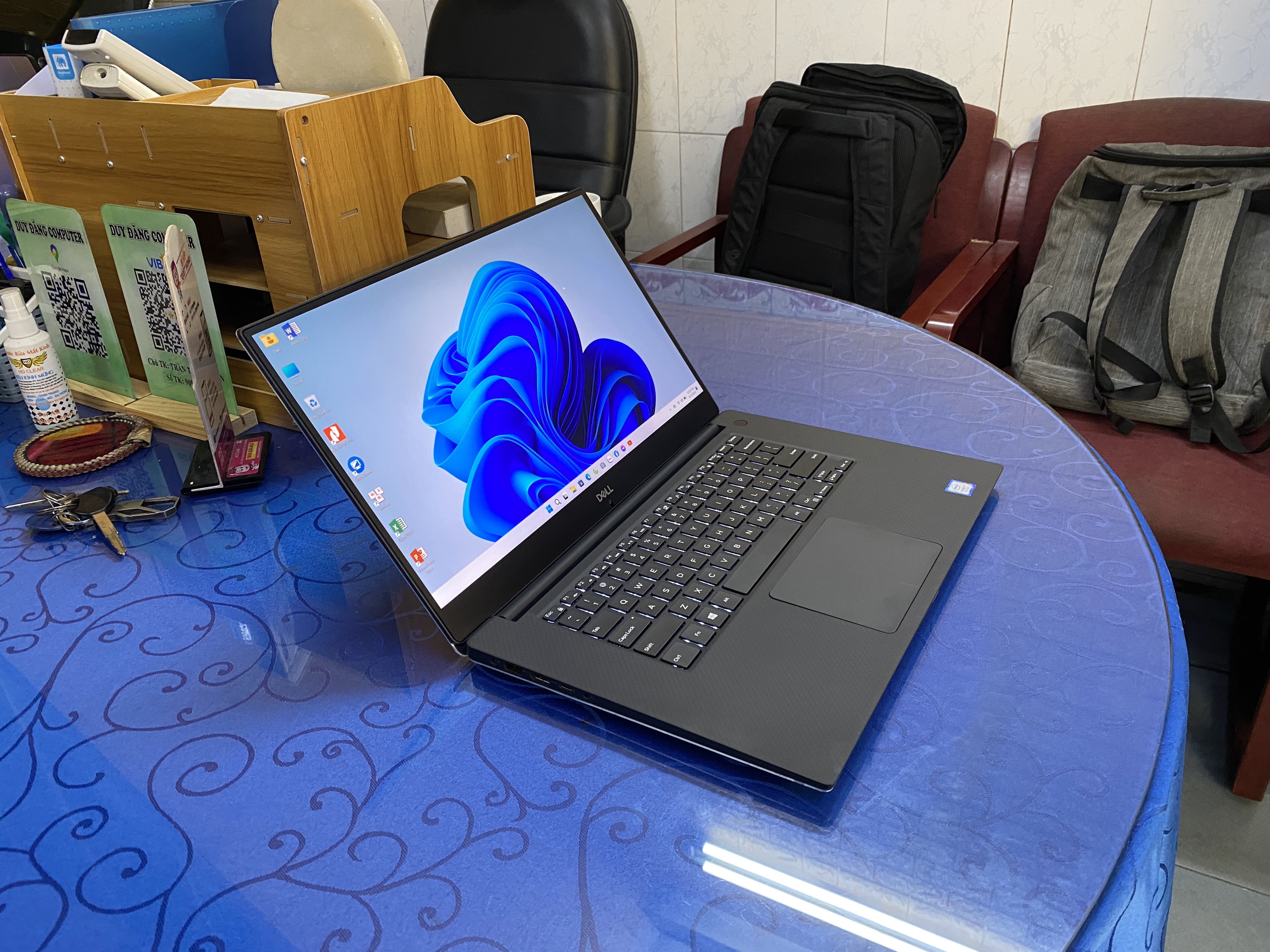DELL PRECISION 5530 I7 8850H 16GB 512GB P2000