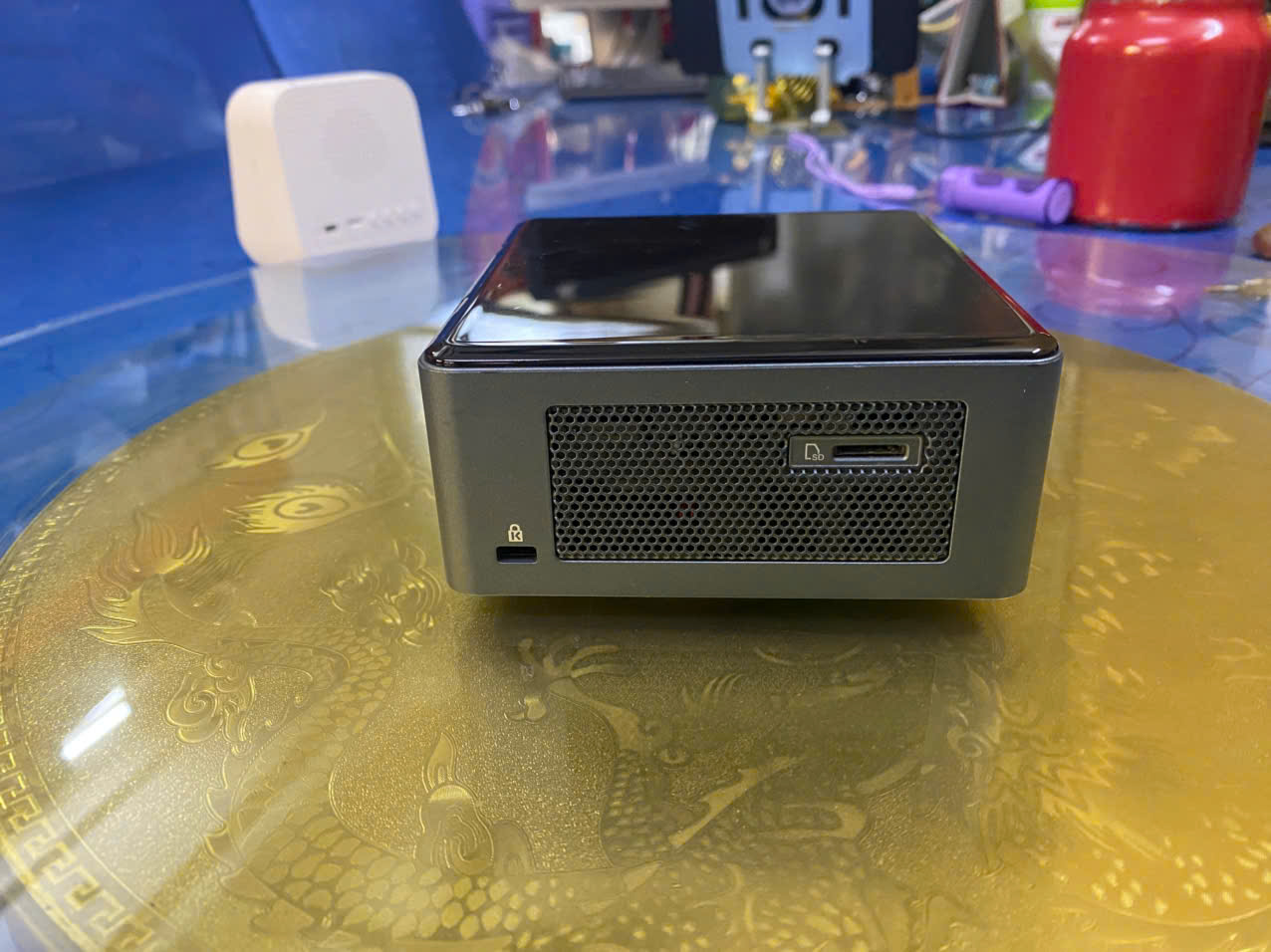 INTEL BOX NUC8i5BEH1 I5 8259U 8GB 250GB SSD