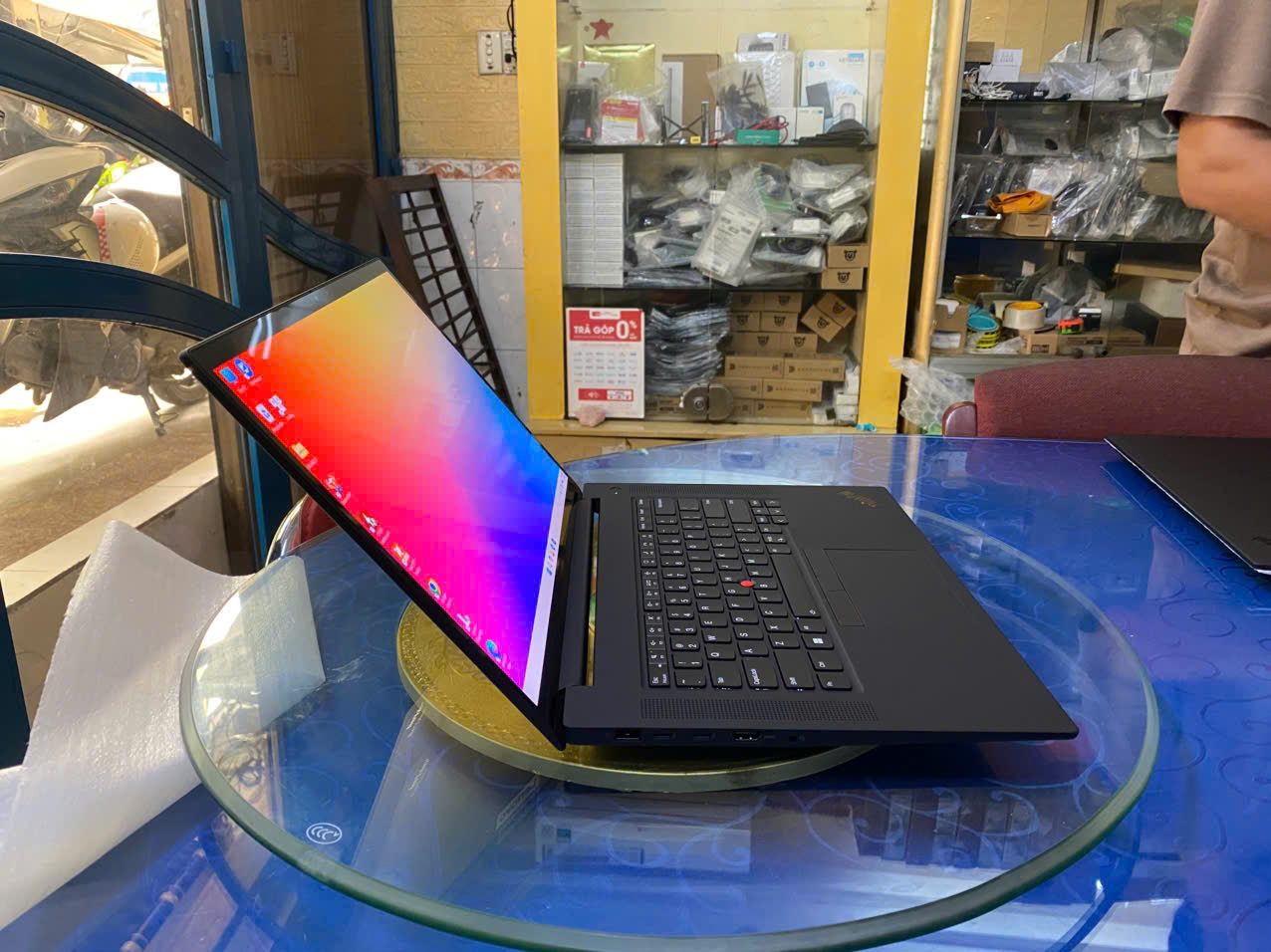 LENOVO THINKPAD P1 I7 8750H 16GB 256GB 14"FHD