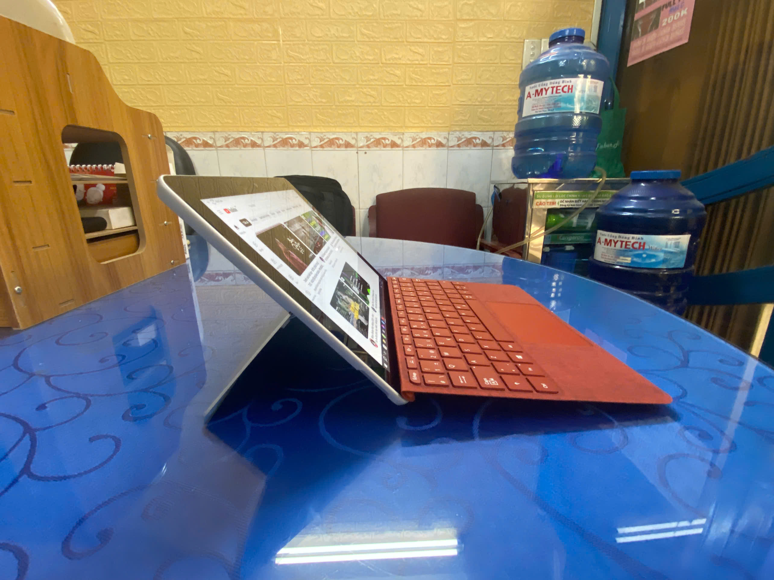 SURFACE GO INTEL 4415Y 8GB 128GB 10.1"2K CẢM ỨNG